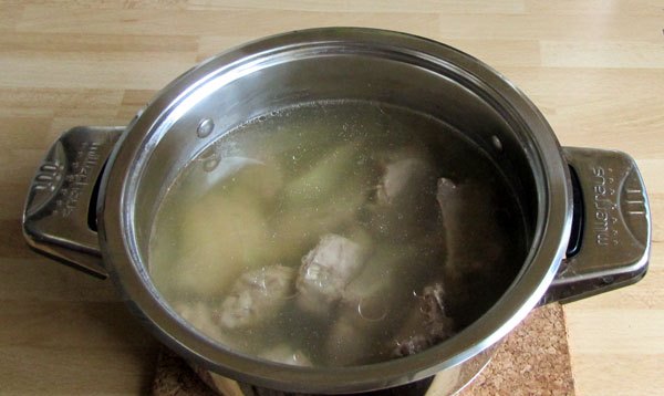 Рецепт Бульон из баранины с галушками