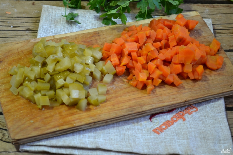 Салат из огурцов с морковкой