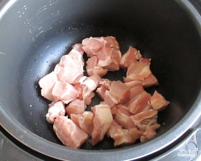 Рецепт вкусной свинины в мультиварке. Свинина в мультиварке.