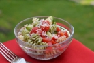 Итальянский салат с пастой