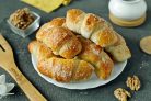 Круассаны с ореховой начинкой