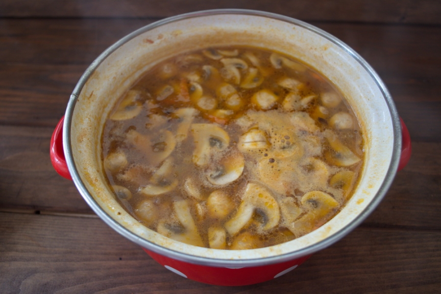 Диетический грибной суп с шампиньонами
