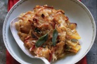 Жаркое из яблок, лука и сквоша