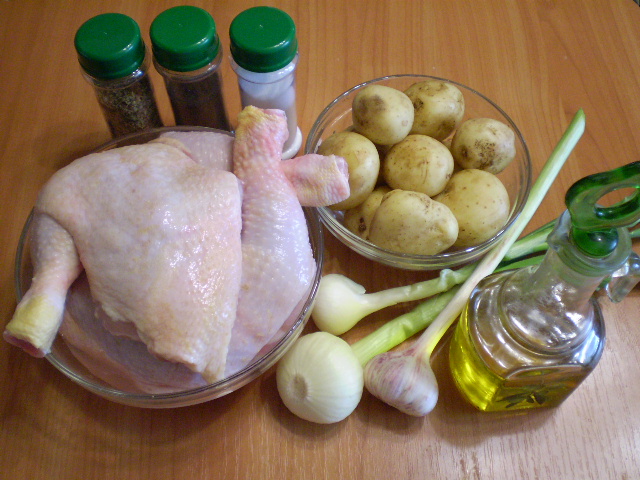 Рецепт Тушеная курица с картошкой в мультиварке