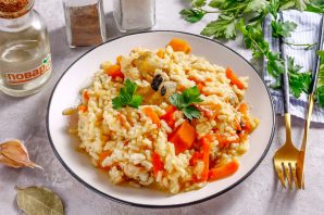 Плов с тыквой и курицей