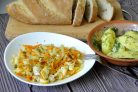 Хе из щуки с луком и морковью