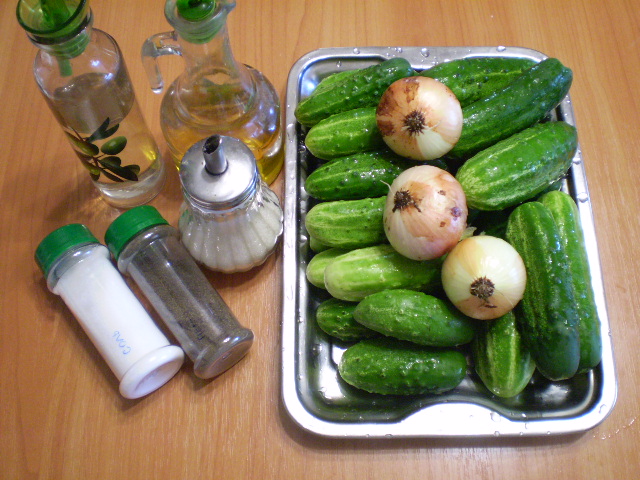 Рецепт Огуречный салат с луком на зиму