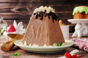 Шоколадная творожная пасха с черносливом