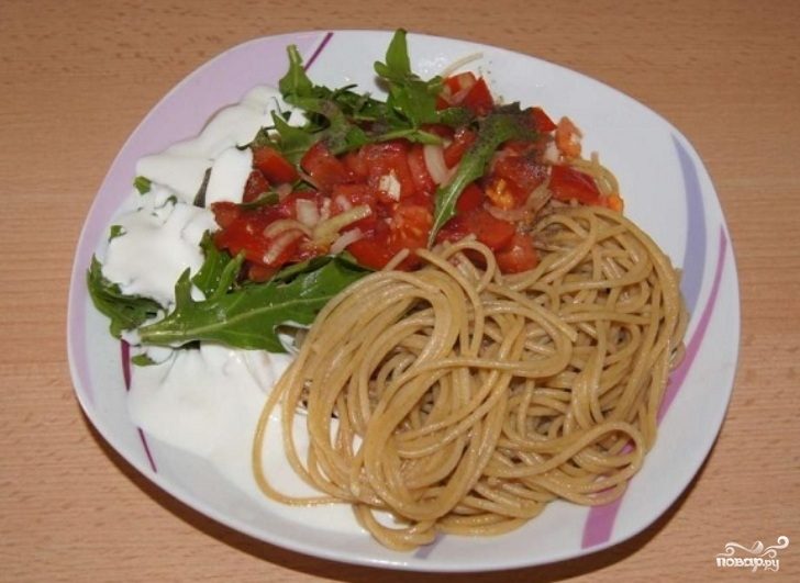 Рецепт Салат к спагетти