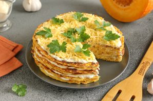 Тыквенный блинный торт