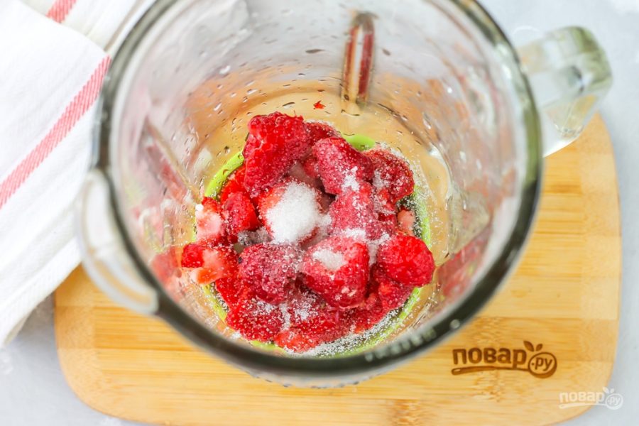 Как приготовить смузи из йогурта и ягод