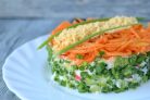 Салат с крабовыми палочками и корейской морковью