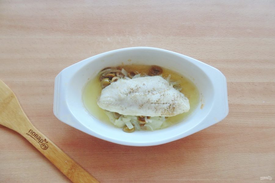 Рыба запеченная с оливками