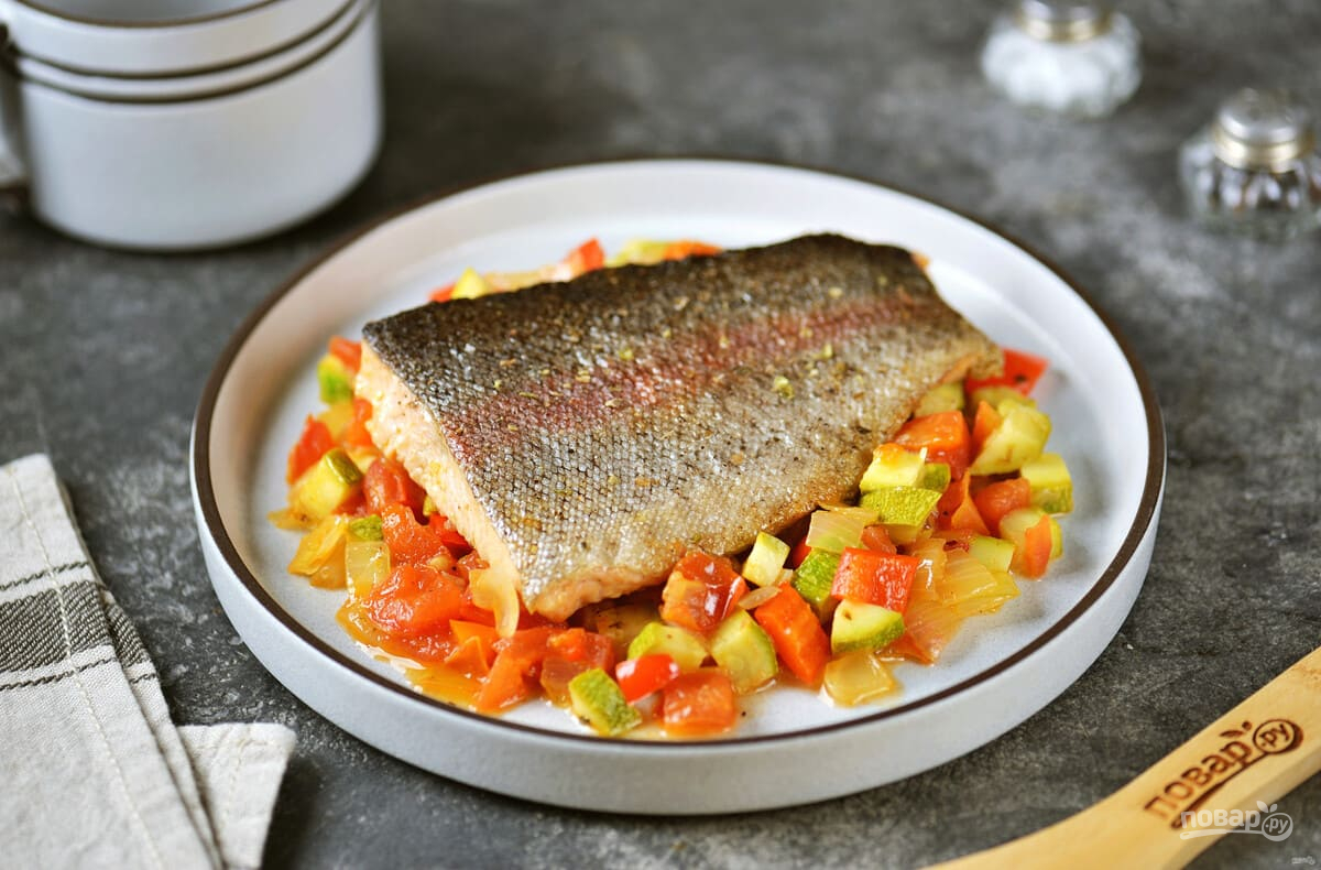 Форель в белом вине