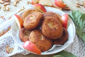 Пышки с яблоками