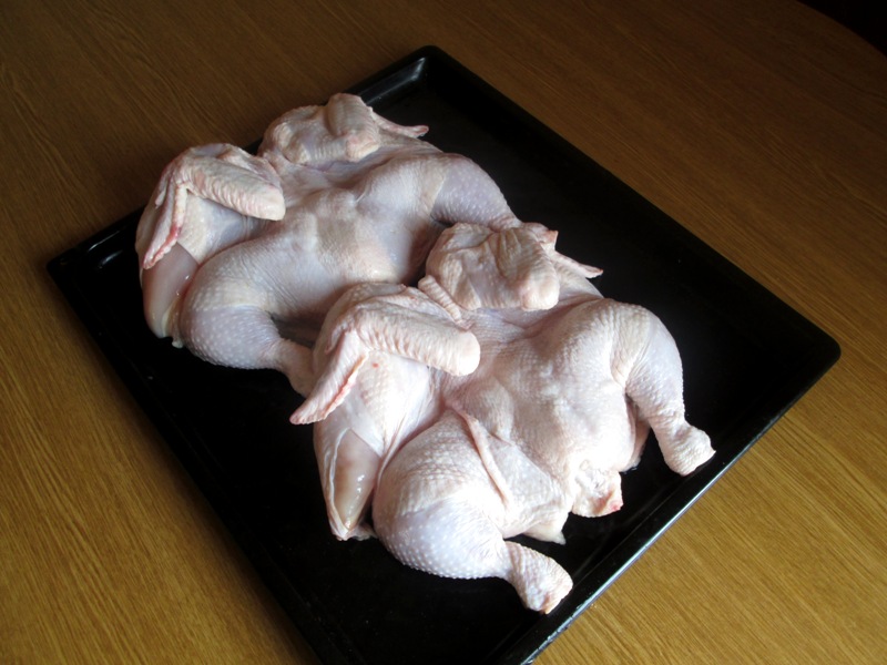 Рецепт Курица в духовке с аджикой