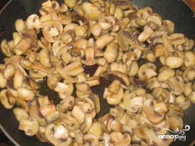Рецепт Картошка с грибами в горшочках