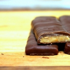 Рецепт Шоколадное печенье с карамелью и орехами