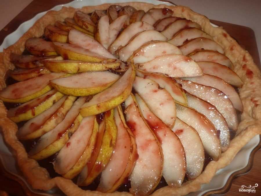 Рецепт Перевернутый пирог с грушами и клюквой