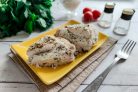 Куриная грудка фаршированная творогом