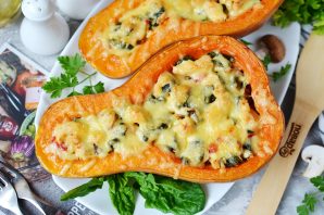 Тыква, фаршированная курицей