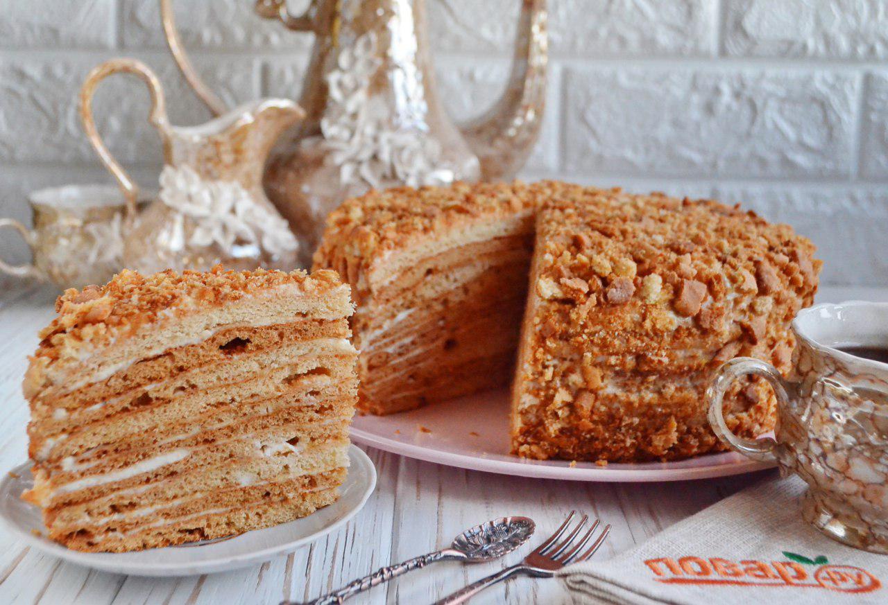 Идеальный десерт на Новый год – медовый торт: 5 рецептов на любой вкус