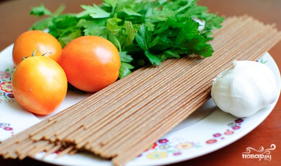 Рецепт Спагетти с помидорами и чесноком