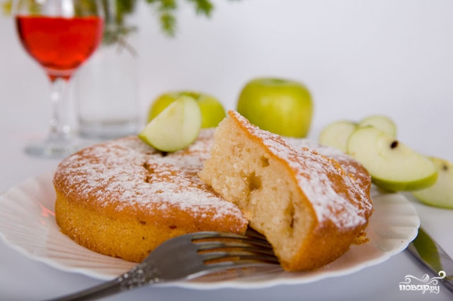 Рецепт Пирог с яблоками без яиц