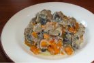 Желудочки куриные, тушеные в майонезе