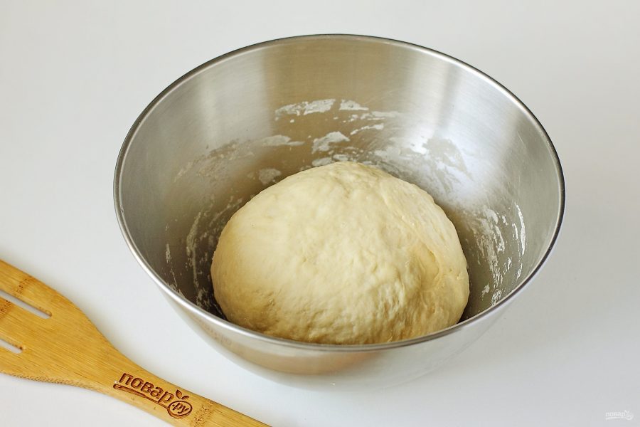 Дрожжевое тесто на манты. Тесто мука и вода. Тесто на манты на кипятке без яиц. Сыр как манты. Какое тесто нужно для мантов.