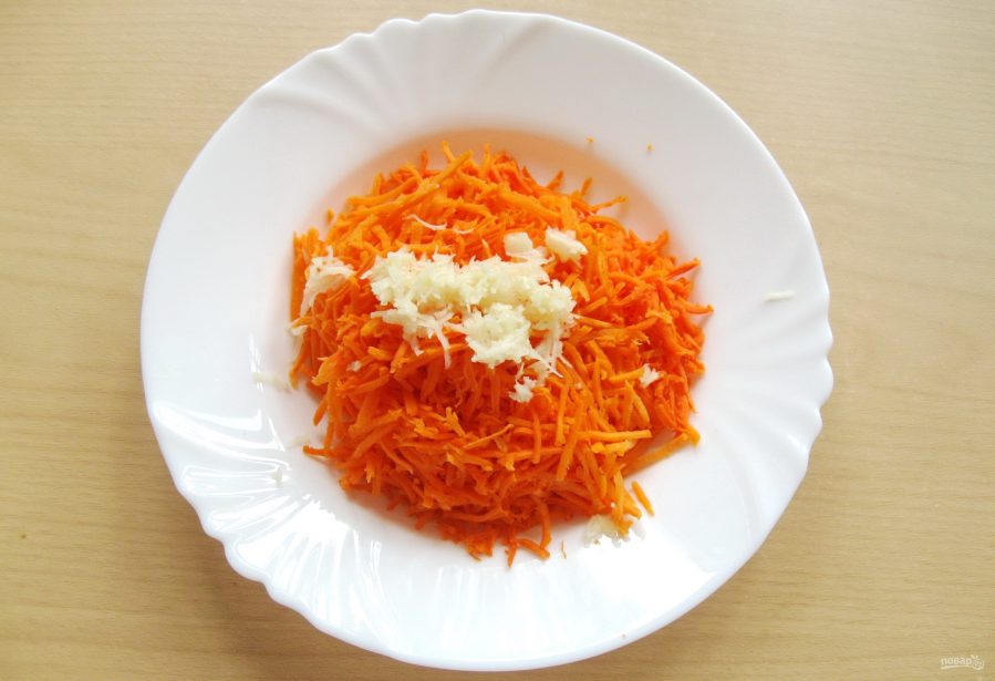 Салат из баклажанов с луком и морковью на зиму