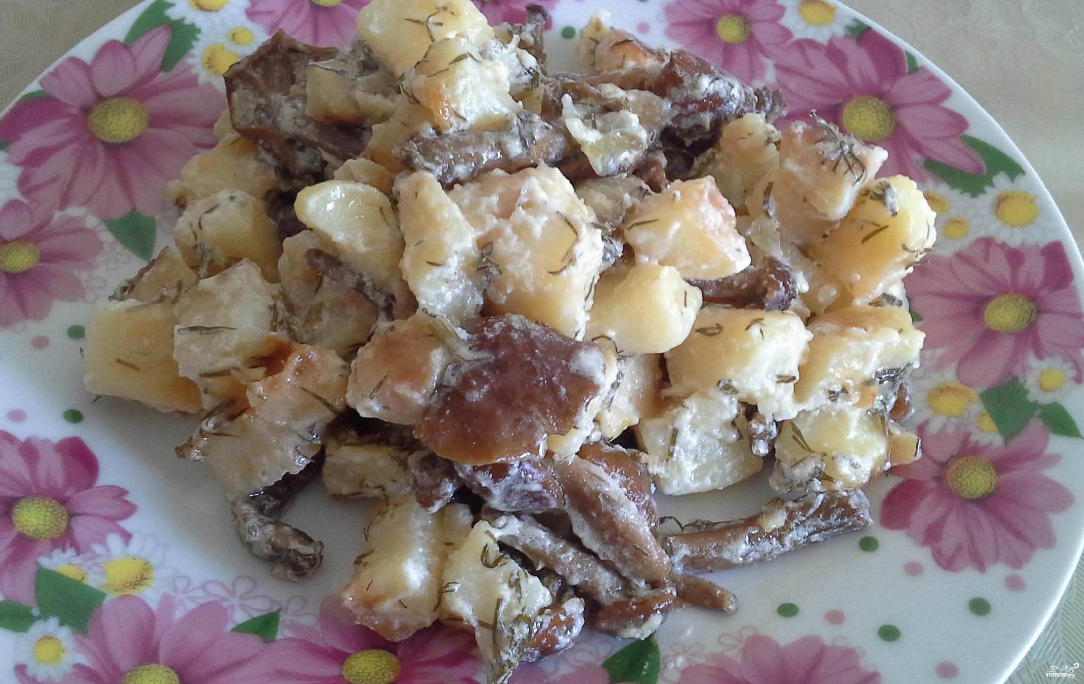 Картошка с солеными грибами