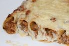 Каннеллони с фаршем под сыром