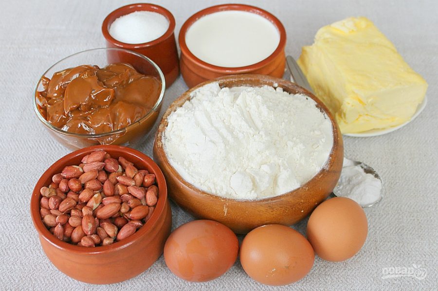 6 яиц мука. Ингредиенты для торта. Подготовка ингредиентов. Фото ингредиентов для торта. Арахисовый торт.