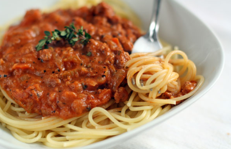 спагетти болоньезе со сливками