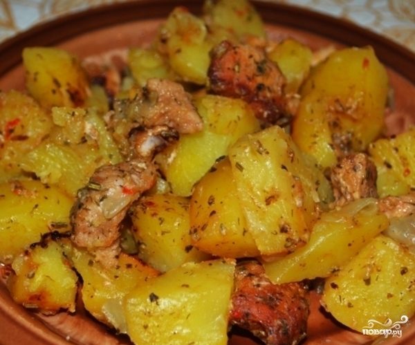 Рецепт Картошка в горшочках с мясом