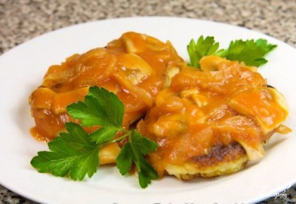 Рецепт Картофельные котлеты с грибным соусом