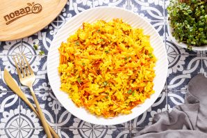 Рис с морковью и луком