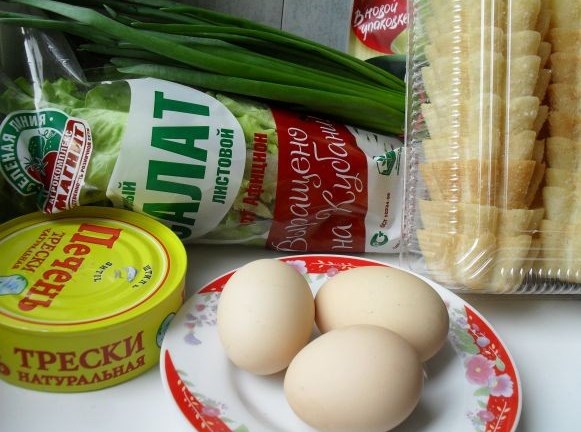 Рецепт Тарталетки с печенью трески и яйцом