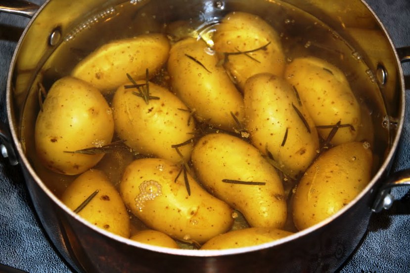 Рецепт Жареный картофель с розмарином