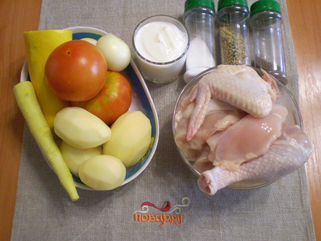 Рецепт Курица, тушеная с овощами в сметане