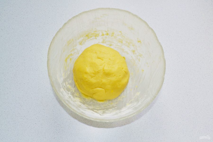 Рецепты теста на желтках. Печенье из вареных яичных желтков. Мазь на вареном желтке. Что сделать с вареными желтками от яиц.