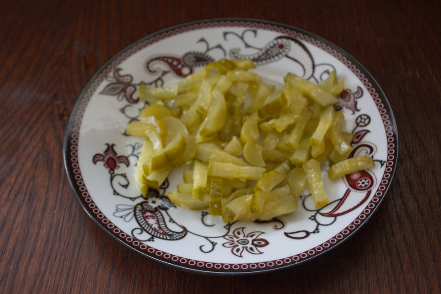 Рецепт Салат с черносливом и огурцом