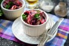 Салат с печенью и свеклой