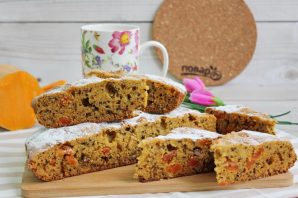 Пирог с тыквой и курагой