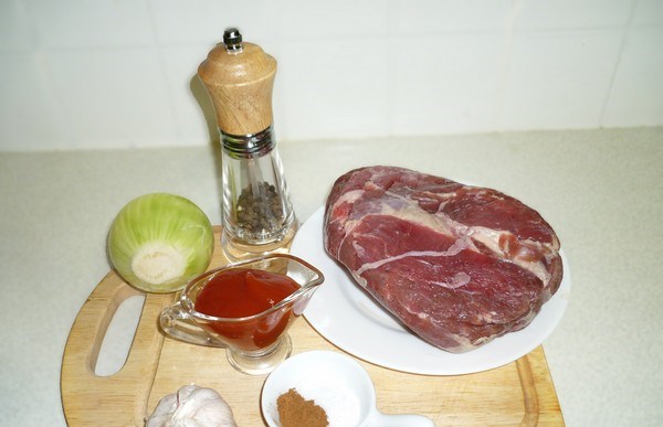 Рецепт Тушеное мясо в мультиварке Редмонд