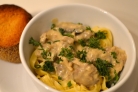 Куриная печень с грибами в сливочном соусе