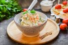 "Оливье" с курицей и авокадо