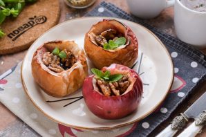 Запеченные яблоки с вареньем