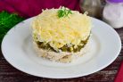 Слоеный салат с мясом